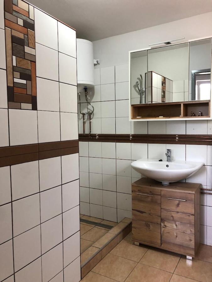 Harom Tarka Macska Apartmanok Sárospatak Zewnętrze zdjęcie